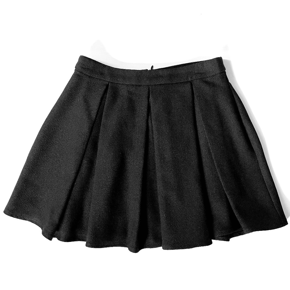 Forever 21 Black Pleated Skirt